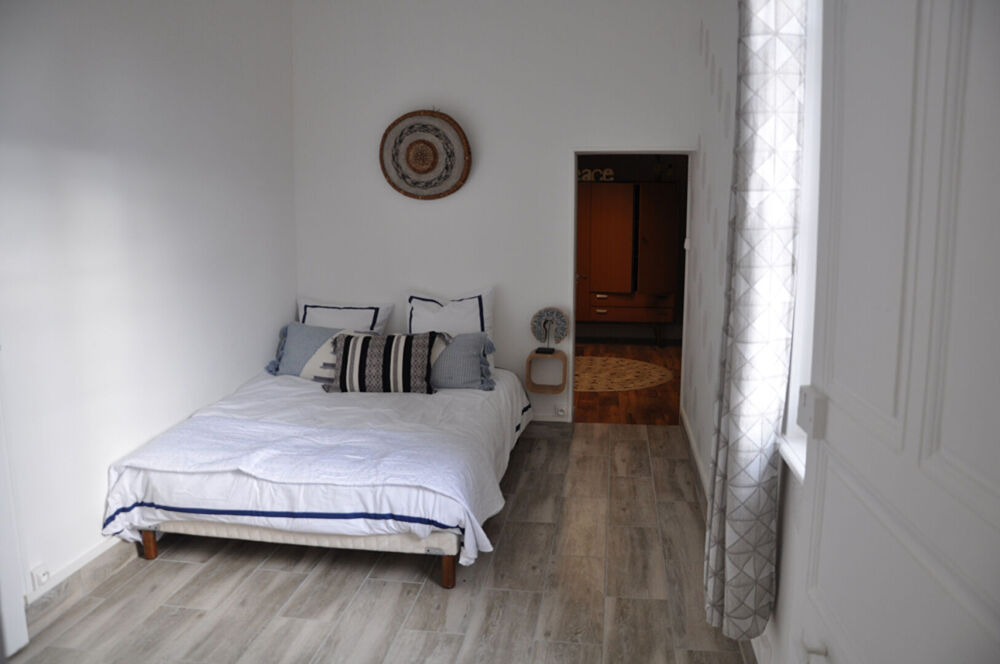 Location Appartement Appartement meublé 1er étage bourg de Saint germain du Bois Saint germain du bois