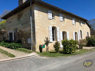  Maison à louer 7 pièces 231 m²