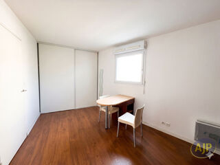  Appartement à louer 1 pièce 28 m²