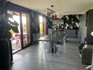  Maison  vendre 7 pices 140 m