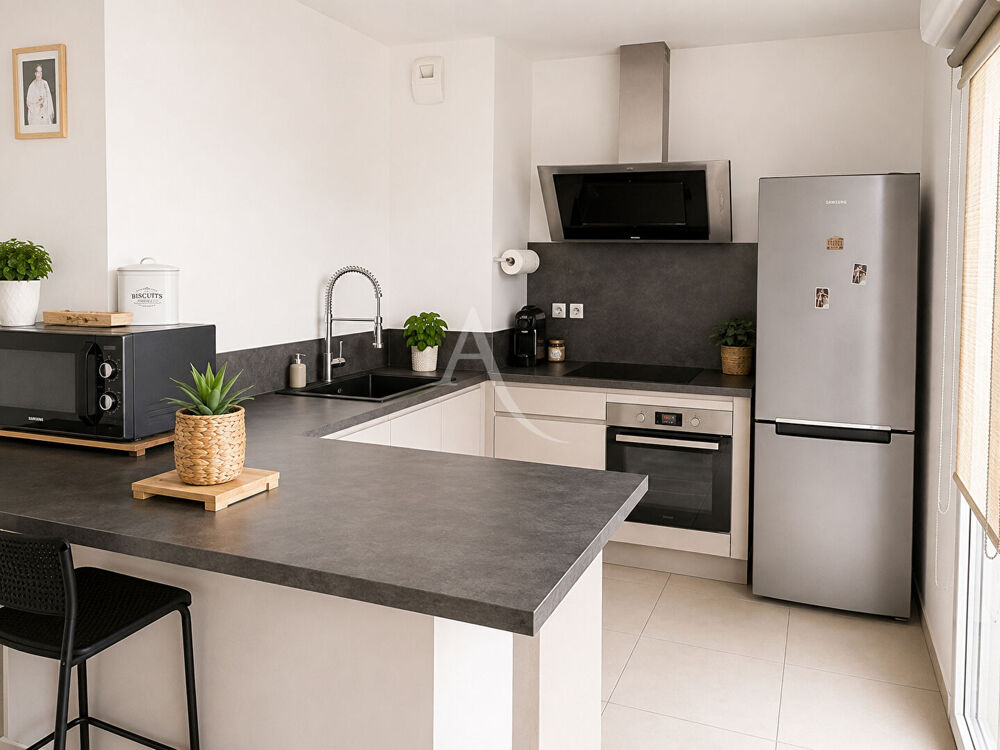 Vente Appartement Appartement  4 pièce(s) Istres