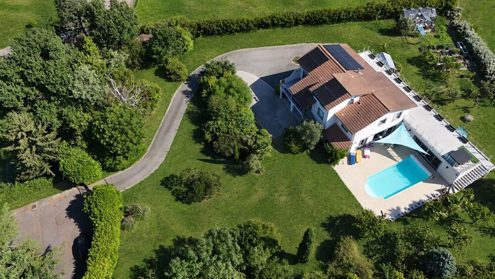 MAISON 304m² SUR PARCELLE DE 3304m² SITUEE A ST CLAIR 07430