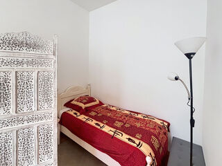  Appartement à louer 1 pièce 28 m²