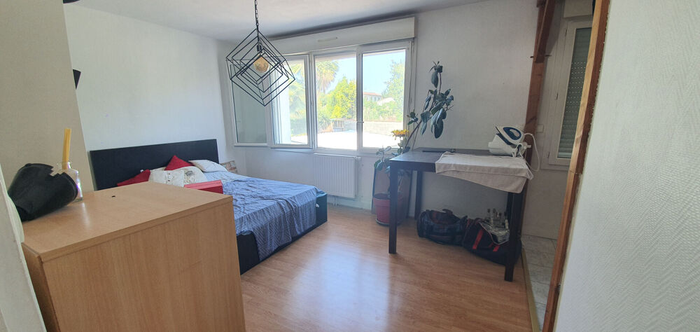 Vente Maison Maison 4 chambres jardin et proches commerces Tonnay charente