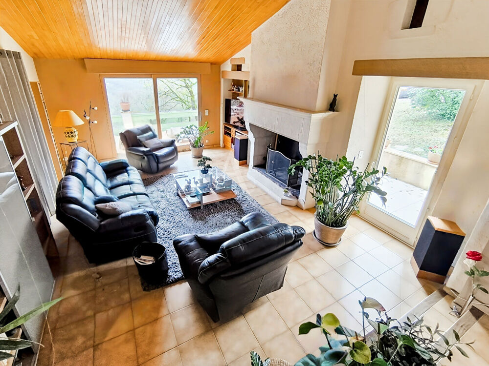 Maison avec vue, proche centre Catus, 112m², 3ch et piscine