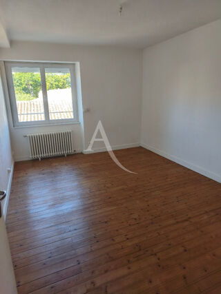  Maison à louer 4 pièces 94 m²