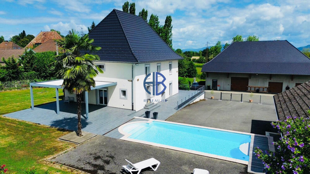 Vente Maison Superbe maison 8 pièces climatisée avec piscine, salon d'été climatisé et dépendances Chimilin