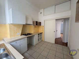  Appartement à louer 3 pièces 72 m²