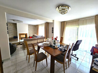  Maison à vendre 8 pièces 205 m²