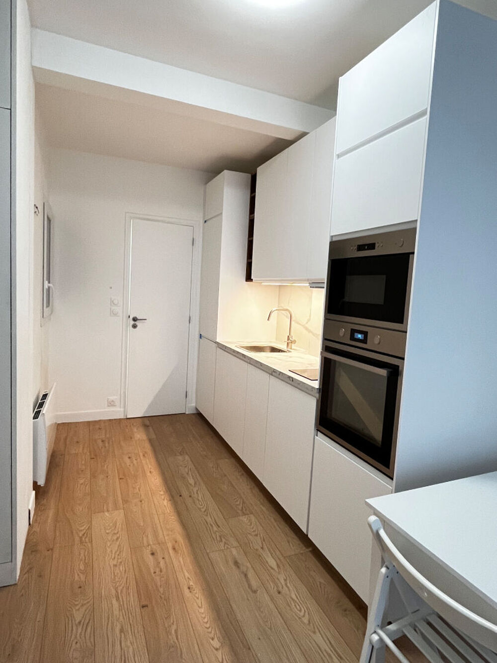 Location Appartement A deux pas du château de Versailles - Studio de 18.3 m2 dans la rue de Satory Versailles