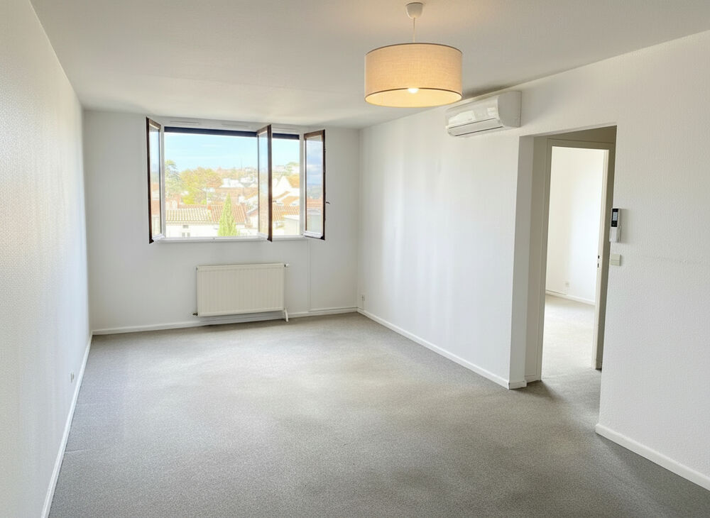 Appartement T3 avec terrasse et garage Centre-ville de Cahors