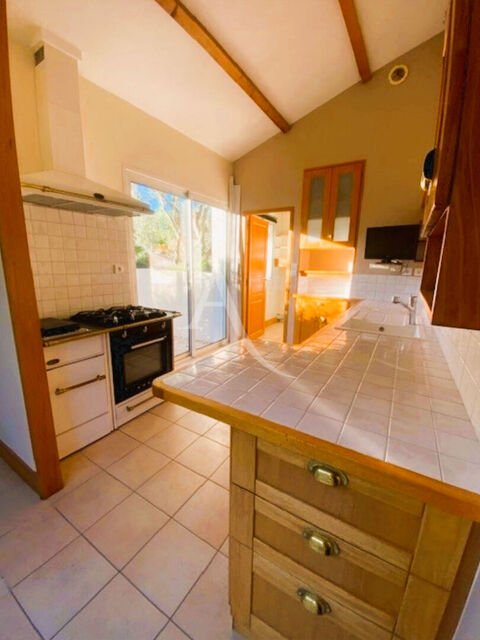  Maison � louer 5 pi�ces 180 m�