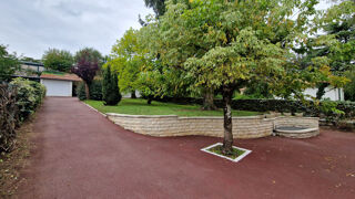  Maison  vendre 8 pices 146 m