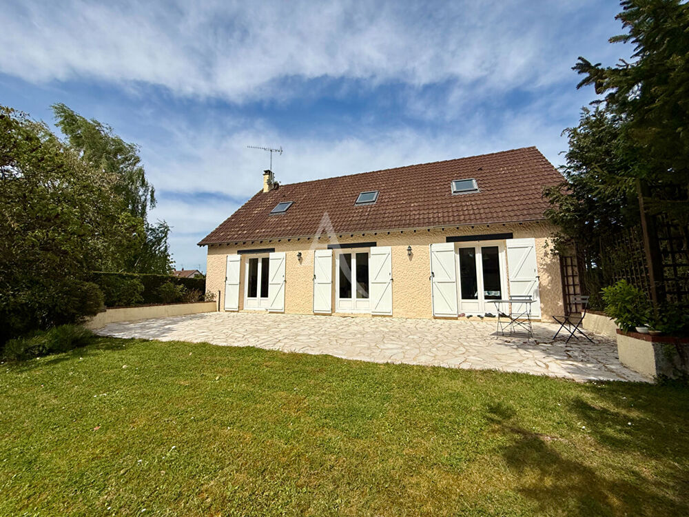 Maison 6 pièces 140 m² · à Amilly · 140 m² · 329 000 €