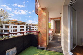  Appartement à louer 2 pièces 55 m²