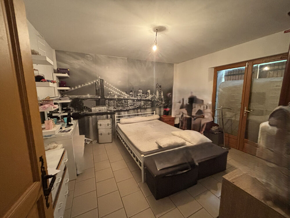 Maison Villefranche De Lonchat 7 pièce(s) 164 m2