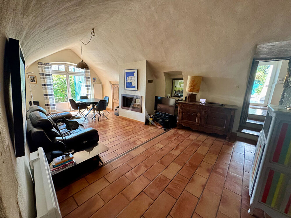 Vente Maison MAISON (Ancien Four à Chaux) NÎMES 5 PIECE(S) 156 M2 Nimes
