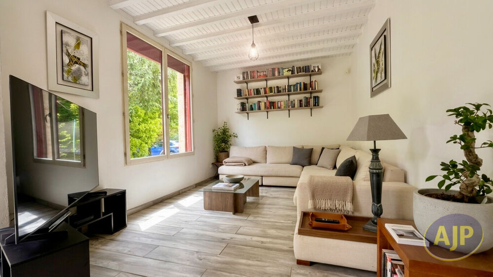 Maison pierre, 5 chambres et 1 bureau, Cussac le vieux !