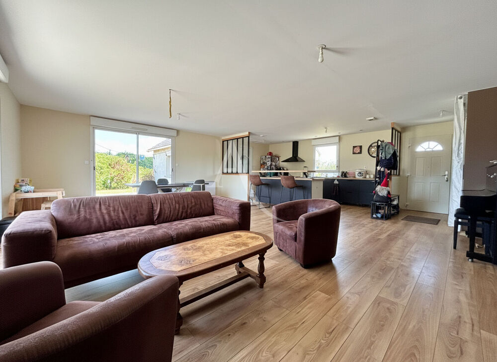 Vente Maison Maison familiale très fonctionnelle Sassay
