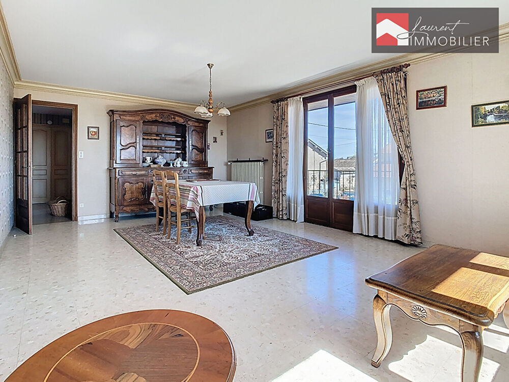 Maison sur sous sol complet, 4 chambres, garages - 01570 MANZIAT