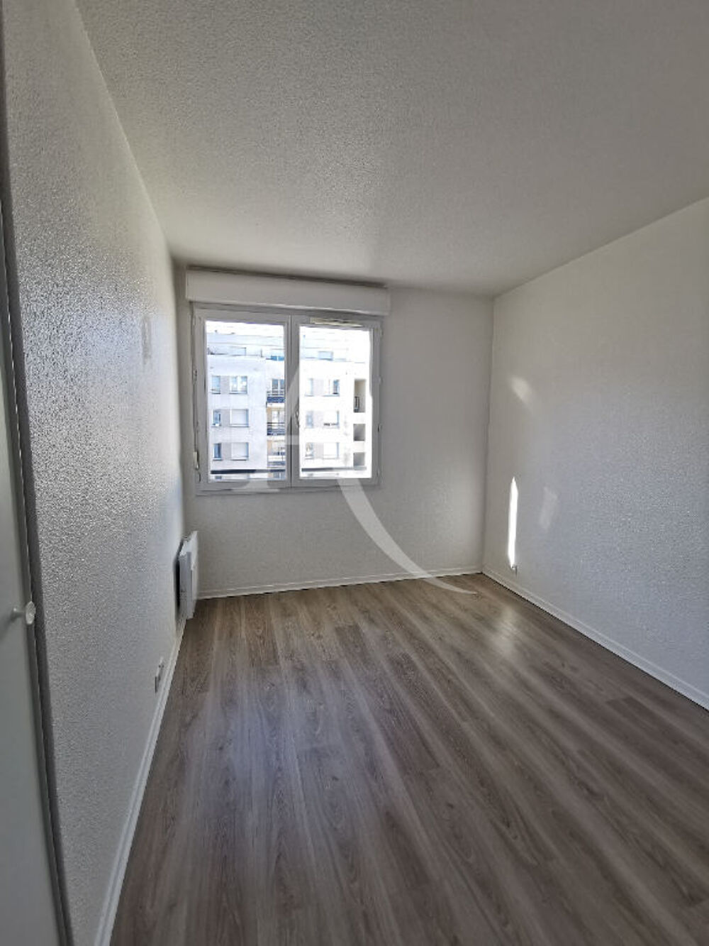 Location Appartement T2 36m² + BALCON + PARKING - CERGY LE HAUT Cergy