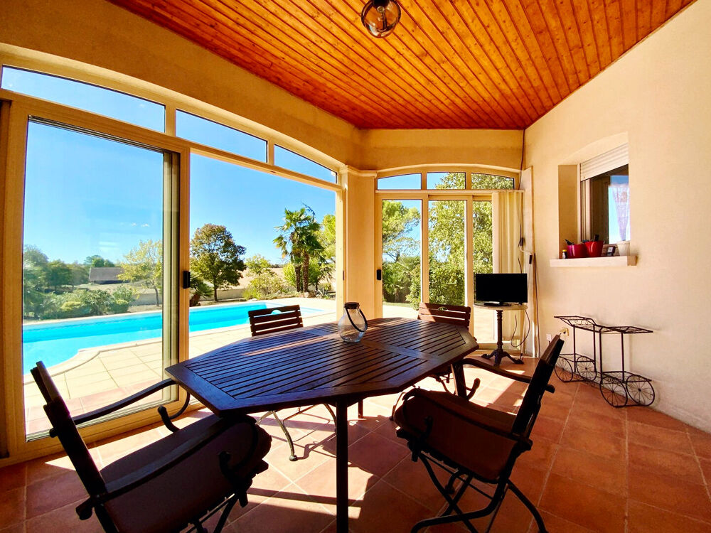 Vente Maison Maison Saintes 6 pièce(s) 169 m2 Saintes