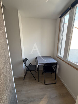  Appartement à louer 1 pièce 14 m²