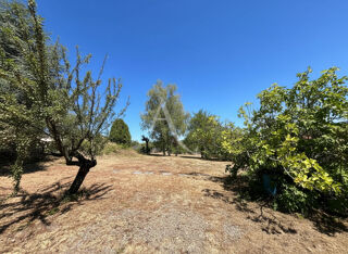  Terrain à vendre 897 m²