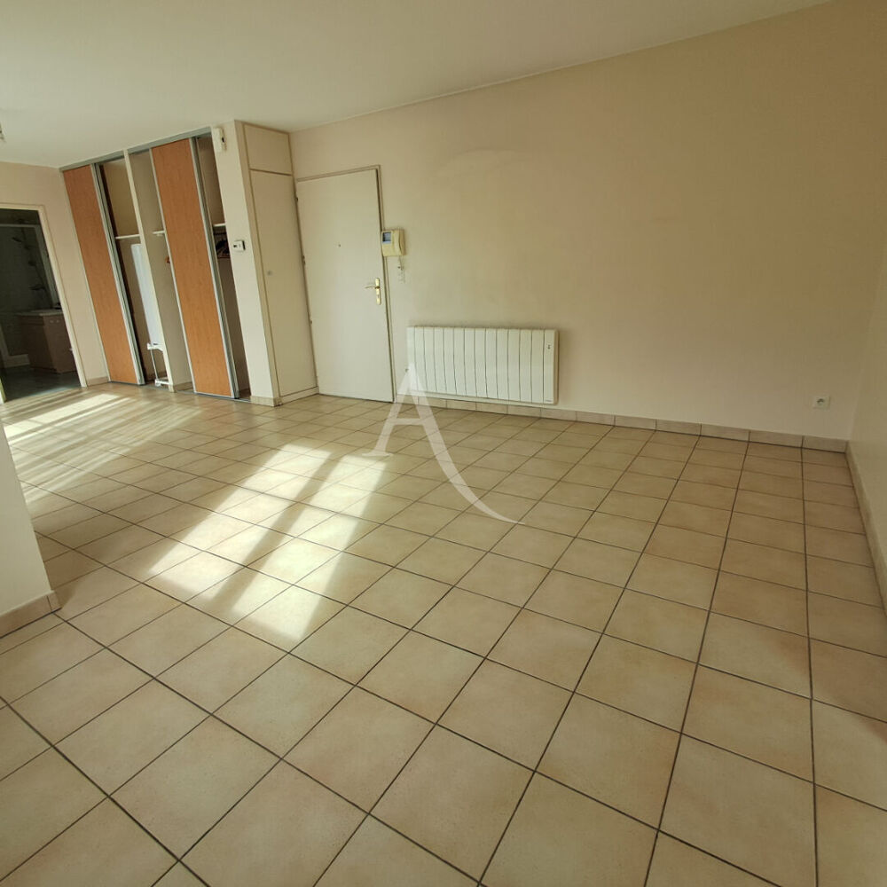 Location Appartement Appartement  location Villemandeur
