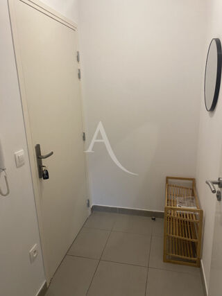  Appartement à louer 1 pièce 38 m²