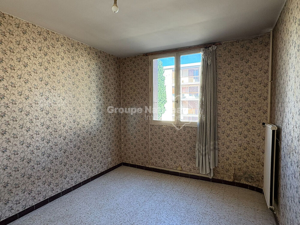 Vente Appartement ARLES. Appartement T3 à rénover. Arles