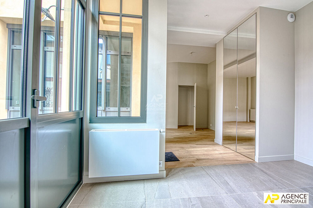 Maison 3 pièces 84 m² · à Versailles · 84 m² · 885 000 €