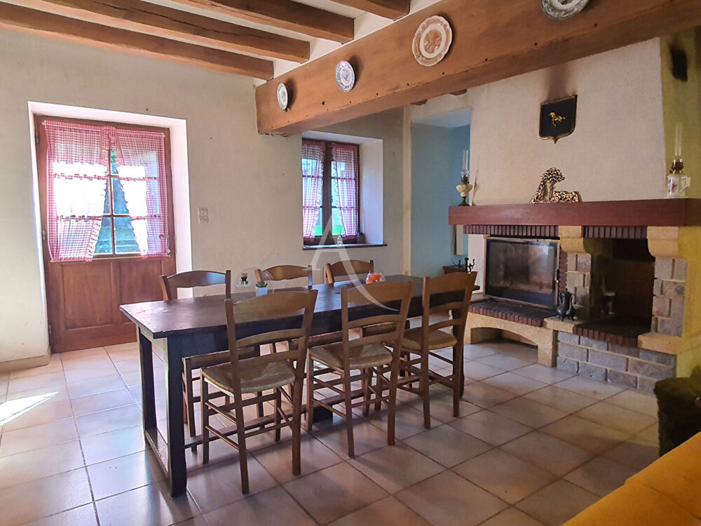 MAISON DE PAYS À VENDRE À SEIGY
