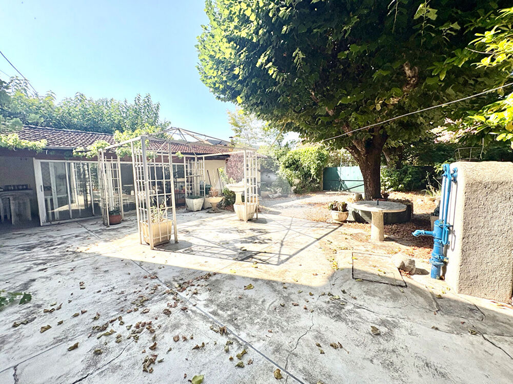 Vente Maison Maison de caractère en pierre à vendre à Ruoms ? Sud Ardèche Ruoms