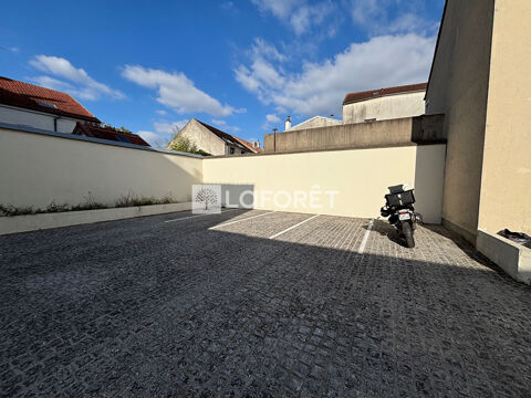  Parking / Garage � louer 