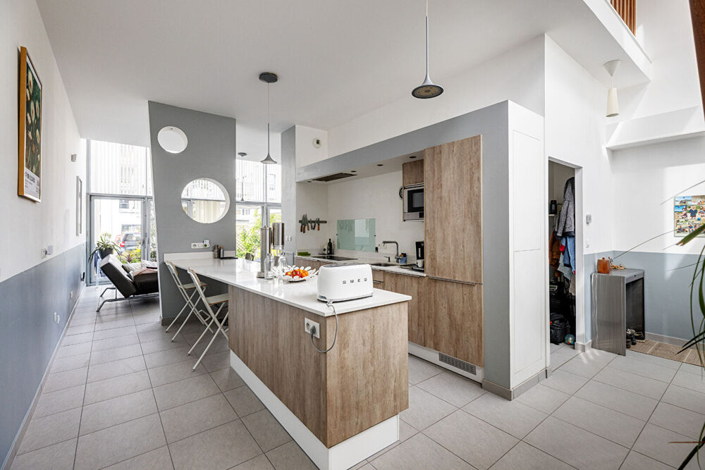EXCLUSIVITE : LILLE CHU OSCAR LAMBRET : Maison d'architecte de 160 m² - 3 chambres jardin garage