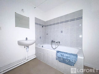 Appartement à louer 1 pièce 27 m²