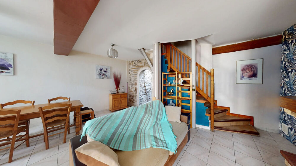 Maison avec cour PROCHE LIMOUX