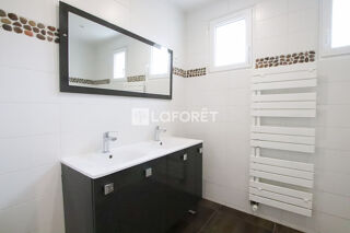  Maison  louer 7 pices 141 m