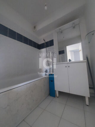  Appartement à louer 2 pièces 54 m²