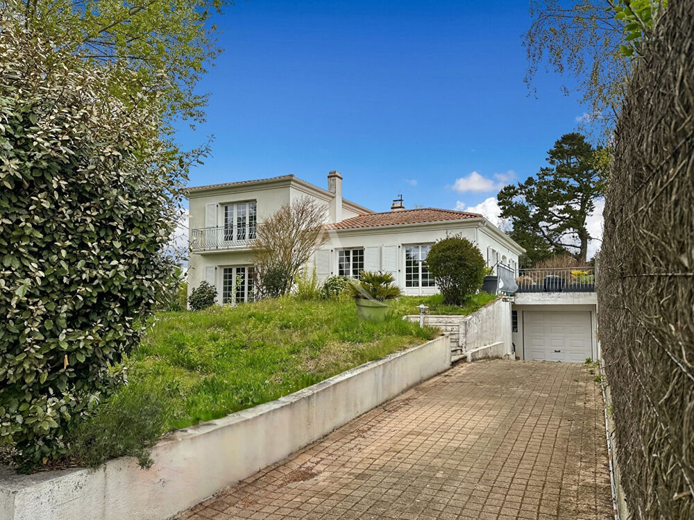 Maison Saint-jean-de-monts - 195m² habitables + 120m² de sous-sol