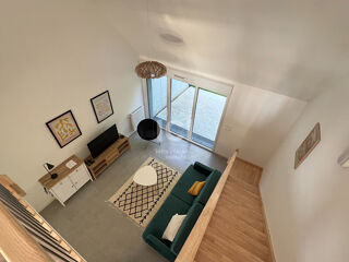  Appartement à louer 1 pièce 88 m²