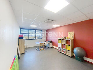   Pôle santé des sucs Yssingeaux :  local de 24,04 m² Yssingeaux