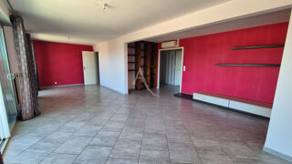  Appartement à louer 3 pièces 96 m²