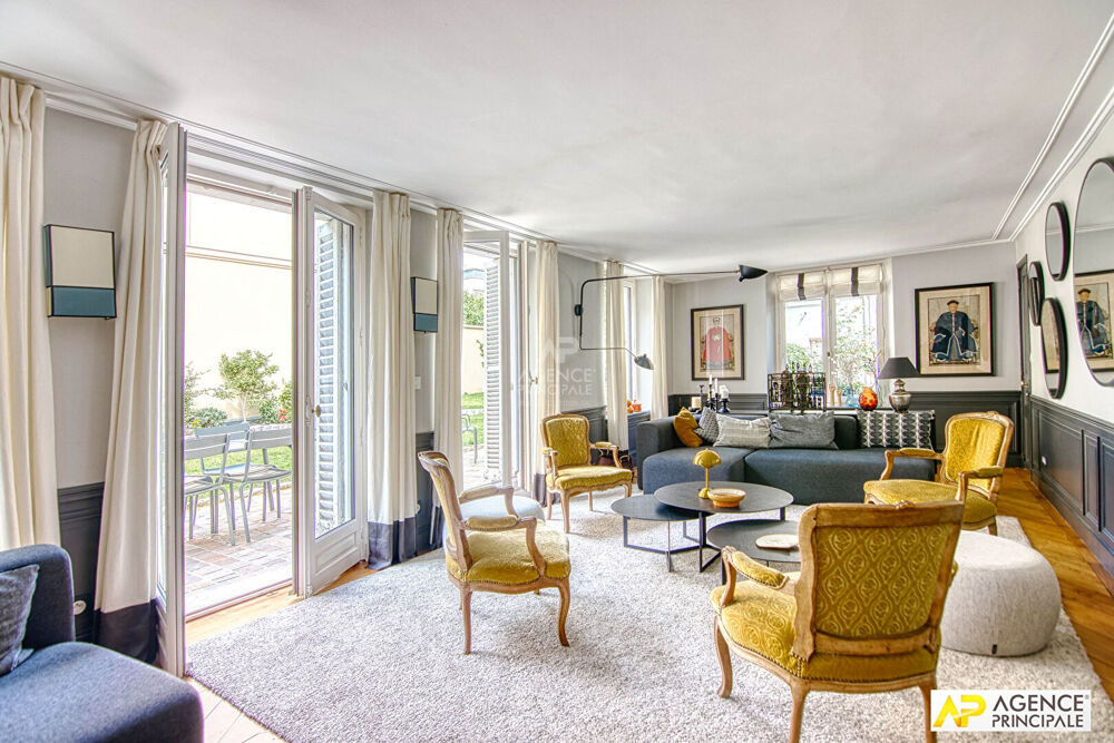 Vente Maison Versailles Notre-Dame Les Prés - Maison 9 pièces 271.76 m² au sol avec dépendance  et sous-sol total sur parcelle de  430 m² Versailles