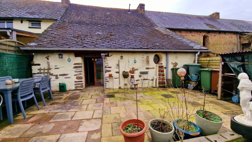 Vente Maison MORBIHAN - Proche Menéac- Maison 1 chambre avec grand jardin, bûcher, atelier (interieur)  et dépendance. Grand grenier à aménag Meneac