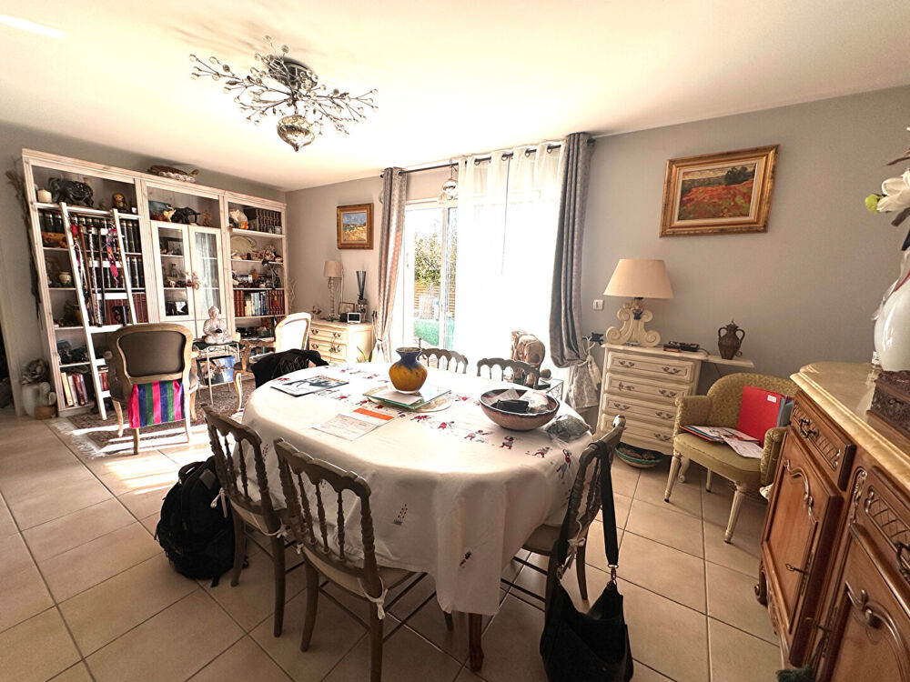 Vente Maison Maison familiale avec piscine sur terrain arboré - 10min SUD de SAINTES Saintes
