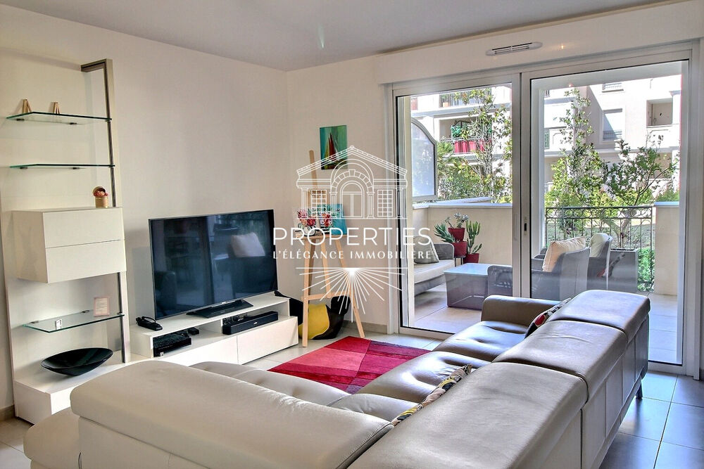 Vente Appartement BORMES - LE PIN - SUPERBE T3 - GRANDE TERRASSE - PISCINE - GARAGE Bormes les mimosas