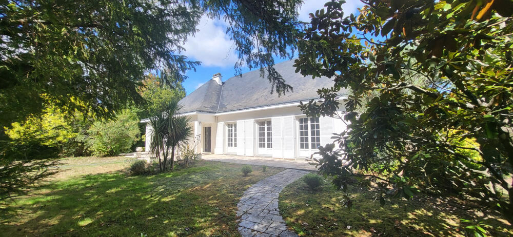 Vente Maison Maison  8 pièce(s) Sautron