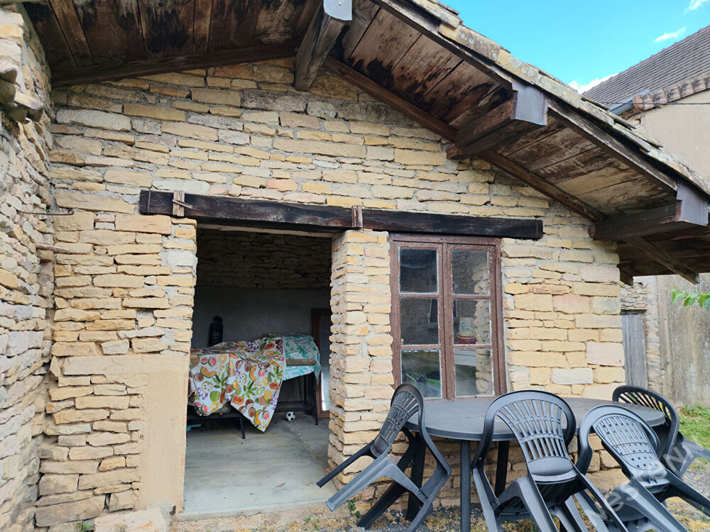 Vente Maison Corps de ferme d'exception à Boyer, havre de paix et d'histoire Boyer